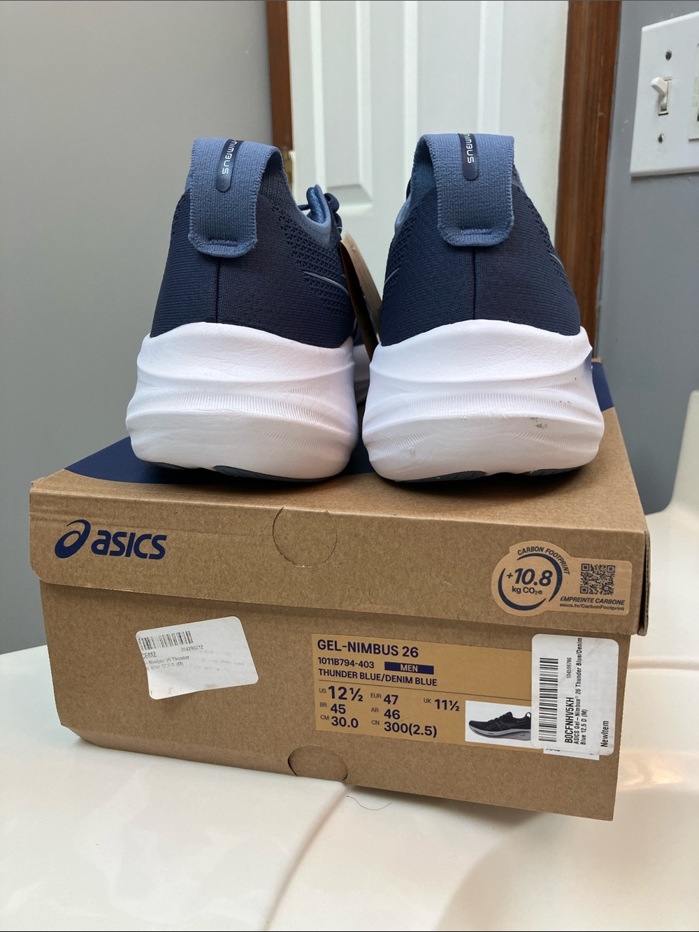 ASICS Men's Athletic Shoes Brand New Size 12.5 Medium (Retail $160) - Picture 5 of 6